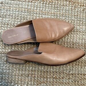 Halogen tan leather mules